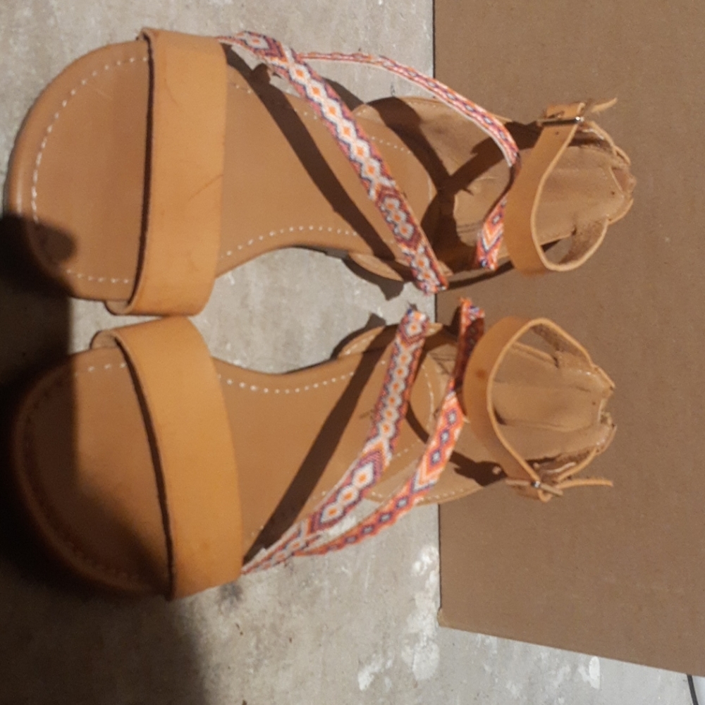 Summer sandals